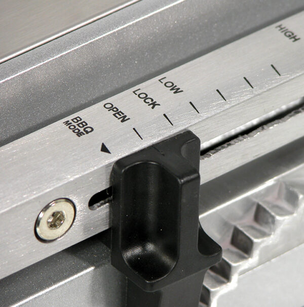 Τοστιέρα - Γκριλιέρα Gruppe AJ5002A Inox 2000W