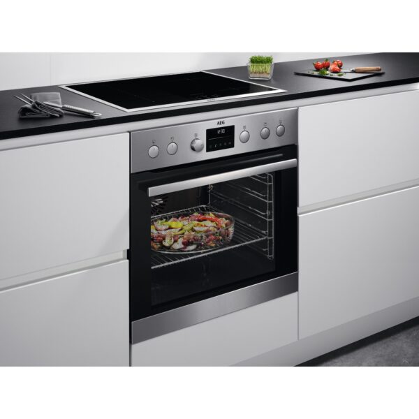 Εντοιχιζόμενο Σετ Φούρνος 72L AEG EPS335061M με Πυρόλυση + Κεραμική Εστία AEG HE604070XB